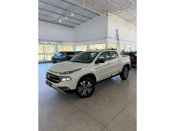 FIAT TORO 2.0 16V TURBO DIESEL VOLCANO 4WD AT9 FIAT TORO 2.0 16V TURBO DIESEL VOLCANO 4WD AT9